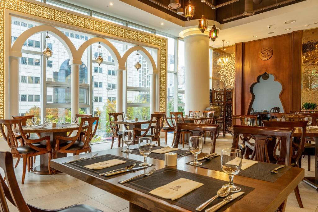 Lotte City Hotel Myeongdong 